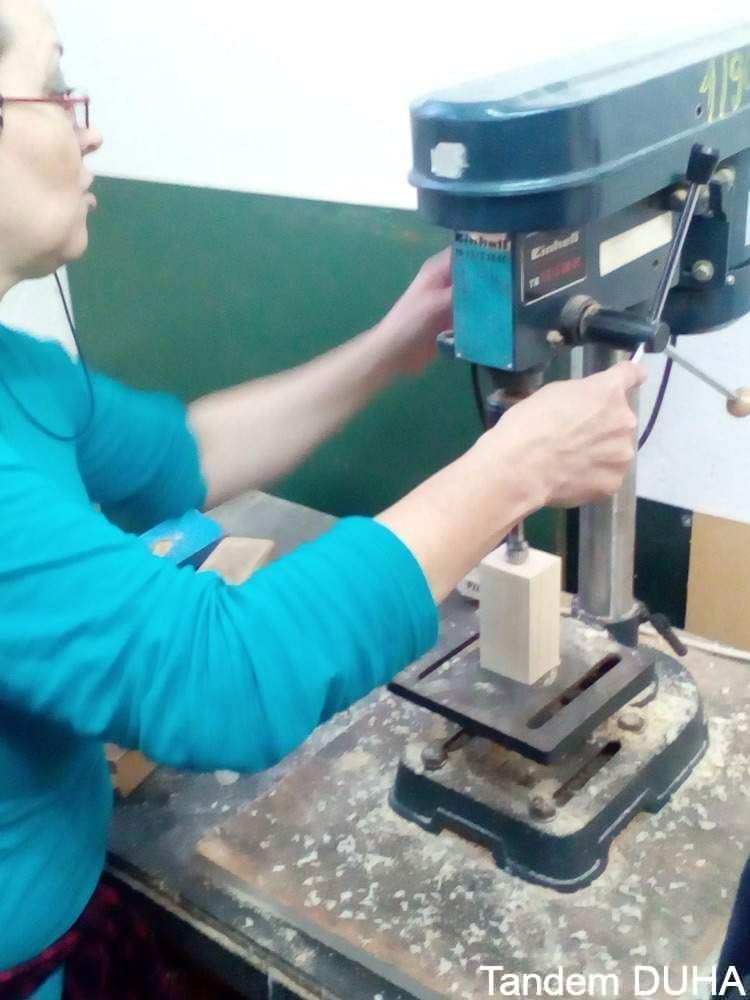 40833734_638864053173726_4132779065931202560_n.jpg