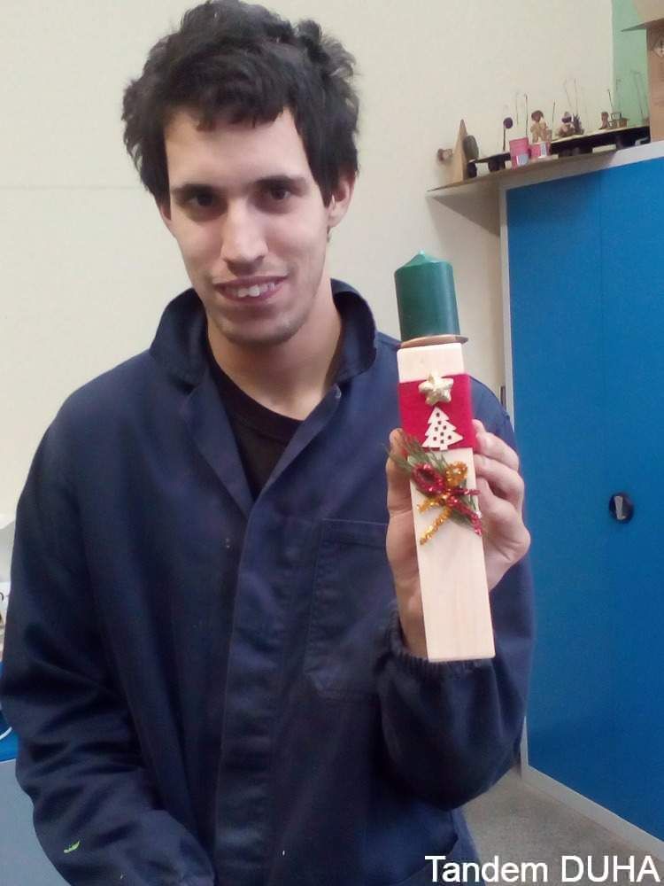 41045760_638863846507080_3923651164054224896_n.jpg